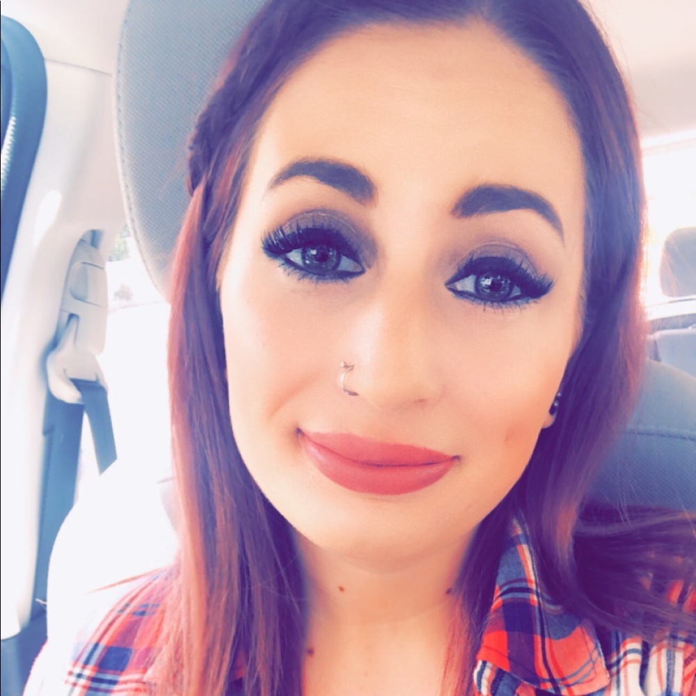 Meet your Posher, Kelsey